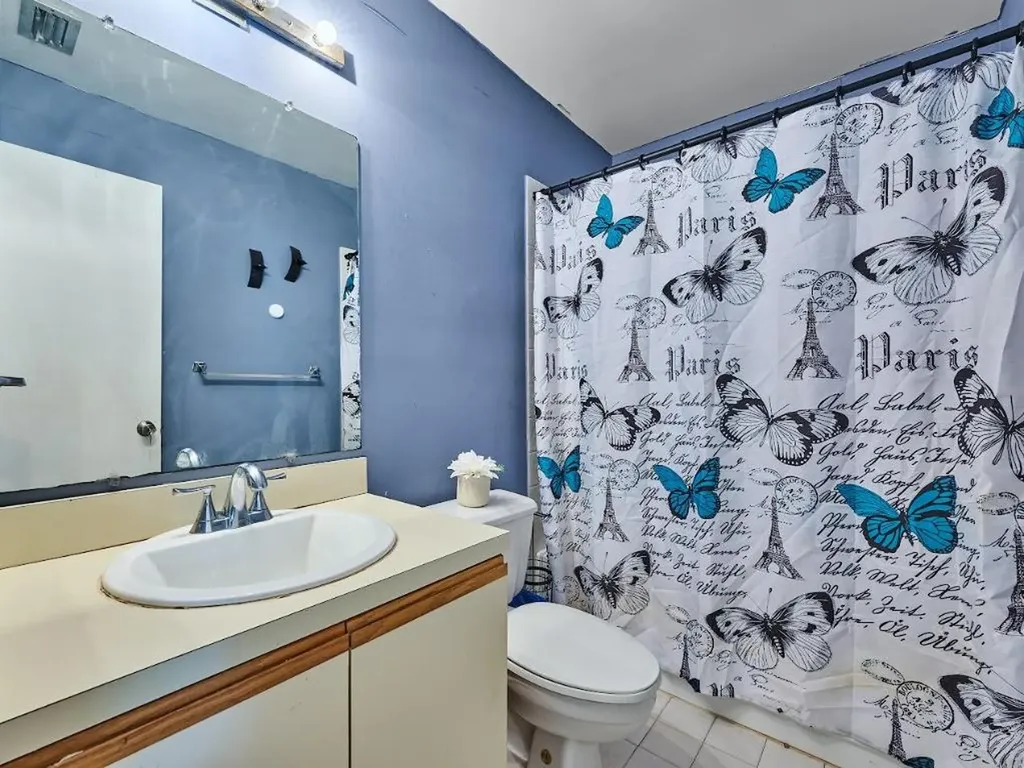 498 Iron Forge Court Royal Palm Beach FL 33411
