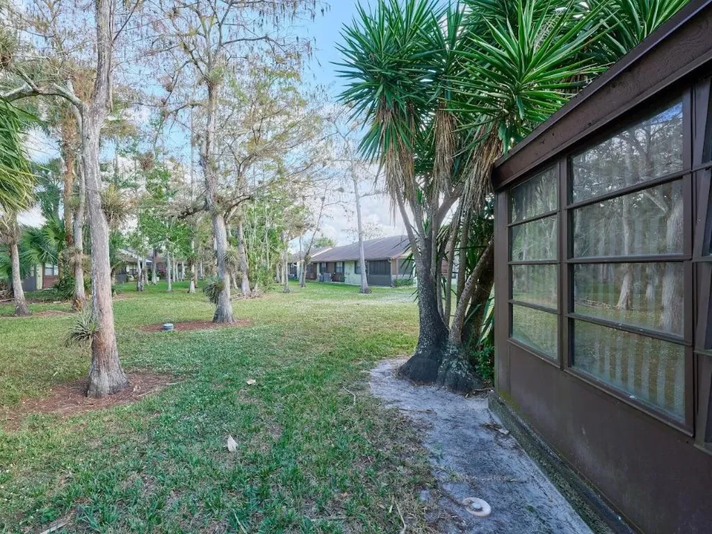 498 Iron Forge Court Royal Palm Beach FL 33411