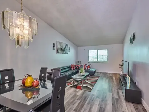 498 Iron Forge Court Royal Palm Beach FL 33411