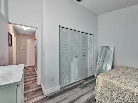 498 Iron Forge Court Royal Palm Beach FL 33411