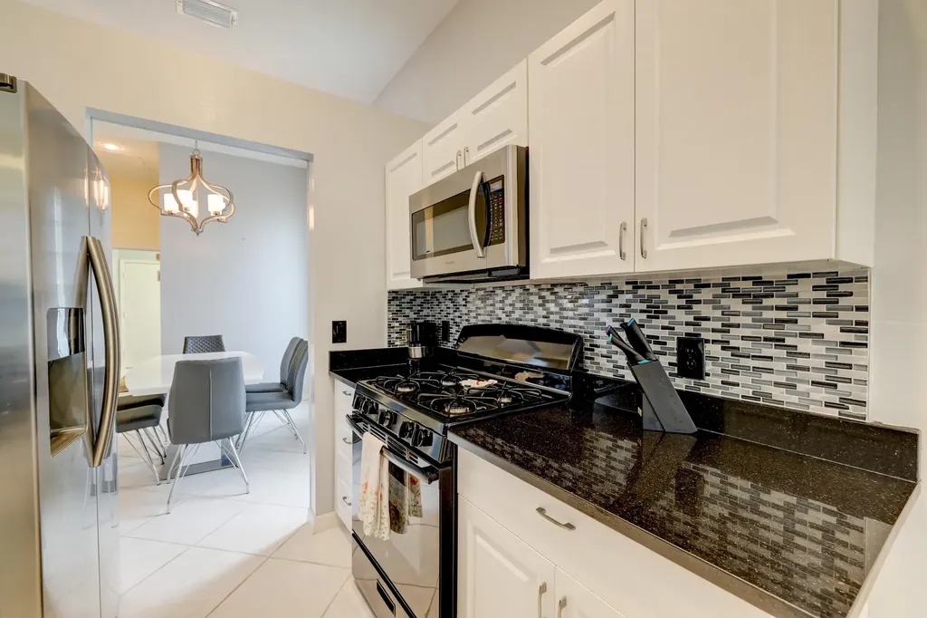 450 SW Fairway Landing Port St Lucie FL 34986
