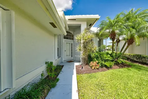 450 SW Fairway Landing Port St Lucie FL 34986