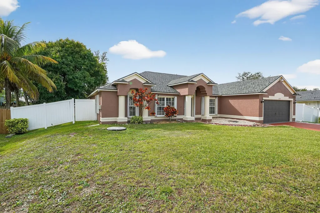 1530 SW Escobar Lane Port St Lucie FL 34953