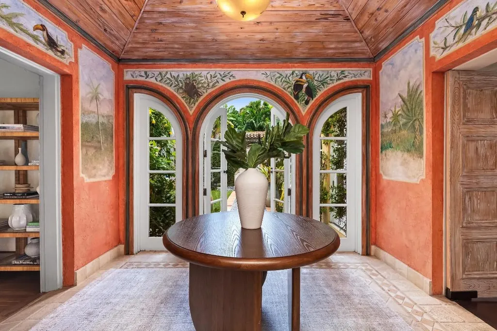 124 Brazilian Avenue Palm Beach FL 33480