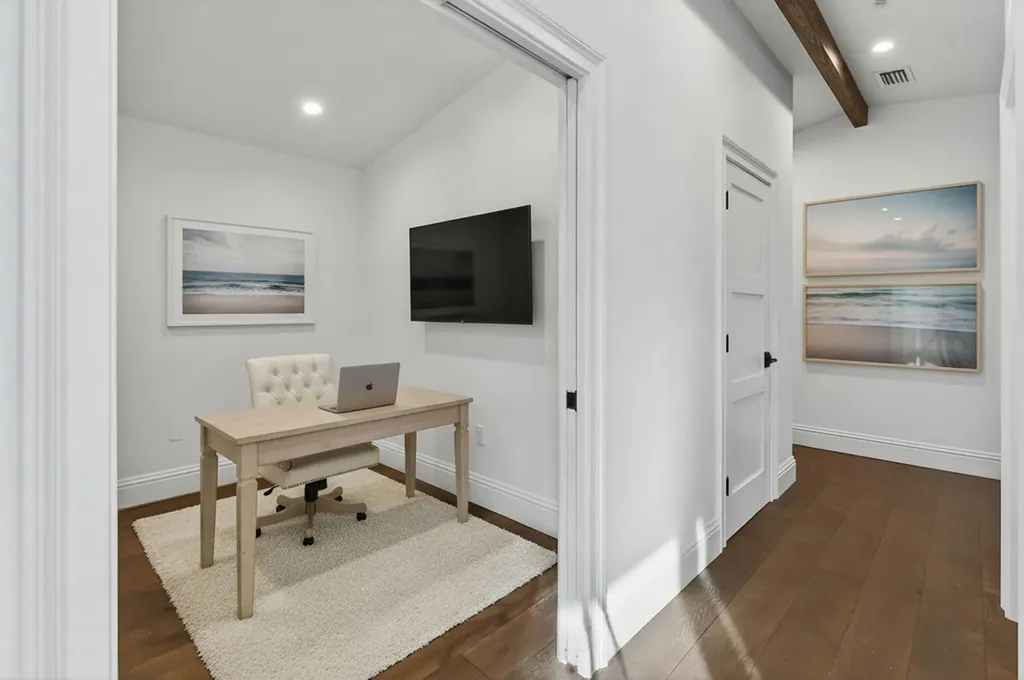 105 W Tarpon Lane Jupiter FL 33477