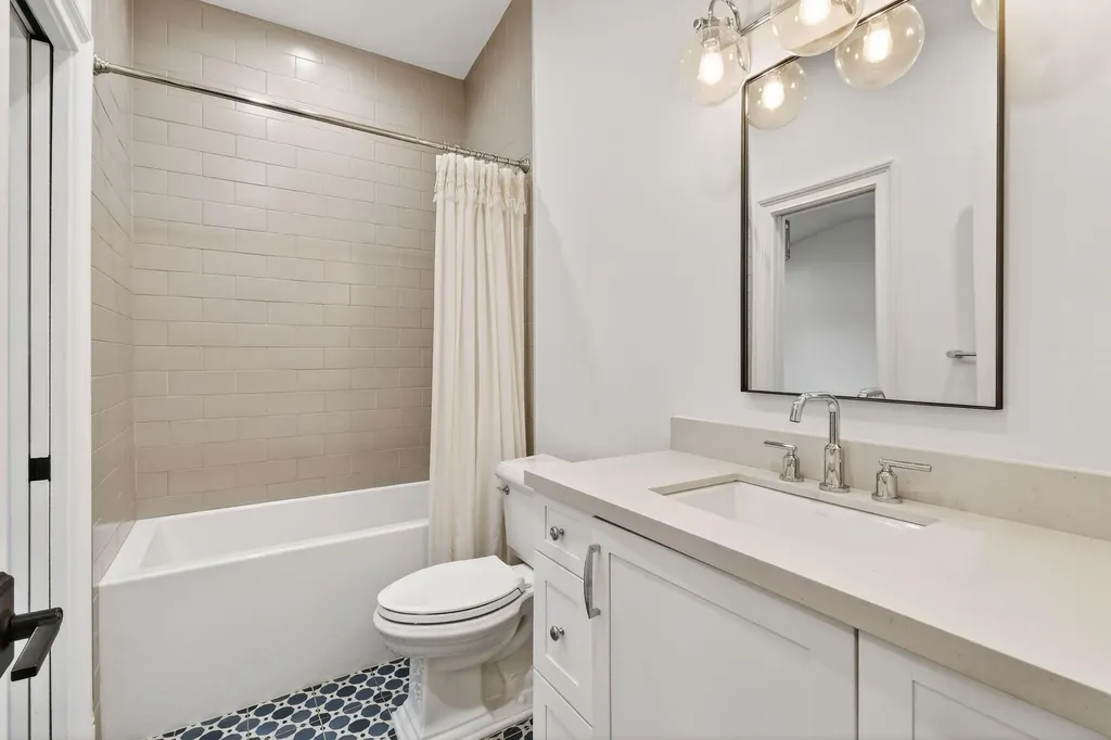 105 W Tarpon Lane Jupiter FL 33477