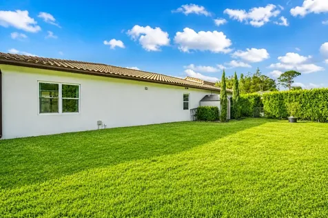9240 Greenspire Lane Lake Worth FL 33467