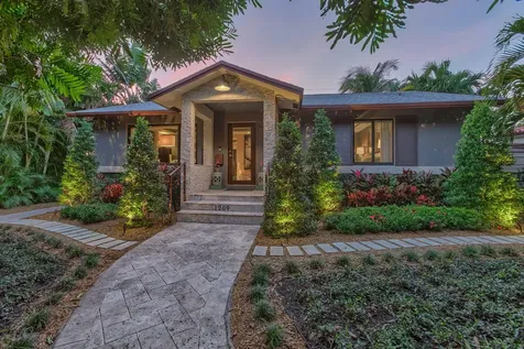 1209 N Lakeside Drive Lake Worth Beach FL 33460