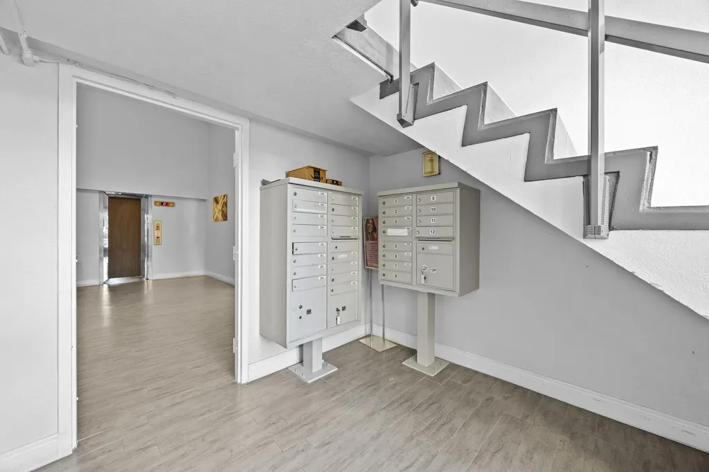 1940 Harrison Street Hollywood FL 33020
