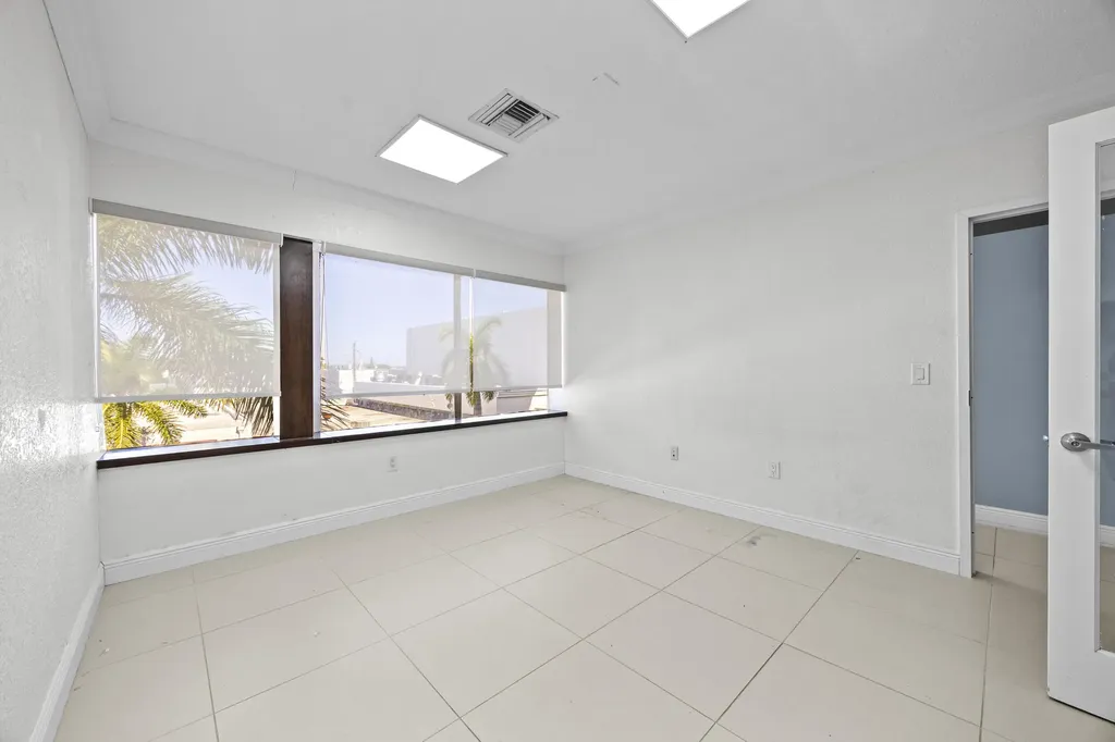 1940 Harrison Street Hollywood FL 33020