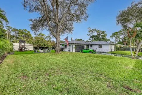 7077 Oakmont Drive Lake Worth FL 33467
