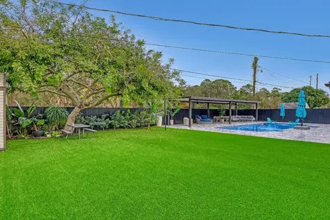 7077 Oakmont Drive Lake Worth FL 33467
