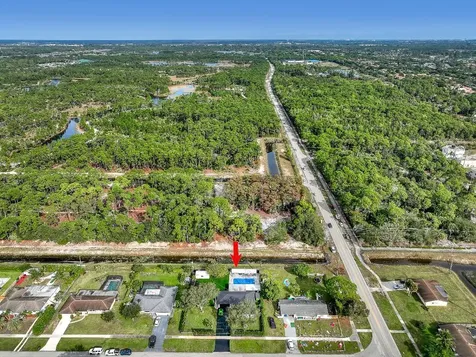 7077 Oakmont Drive Lake Worth FL 33467