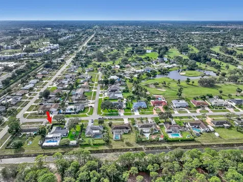 7077 Oakmont Drive Lake Worth FL 33467