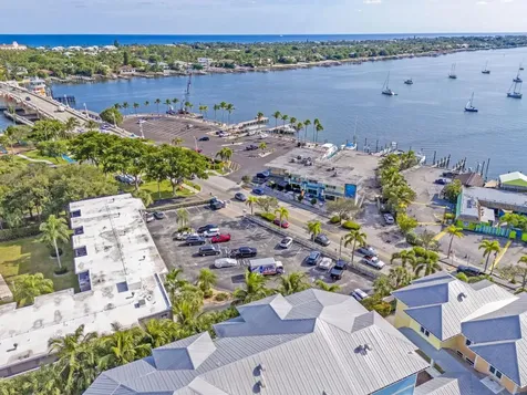 305 E Ocean Avenue Lantana FL 33462