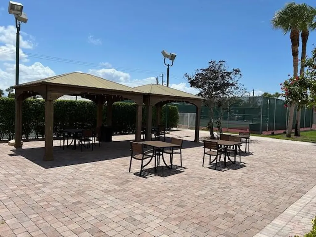 221 Lake Meryl Drive West Palm Beach FL 33411