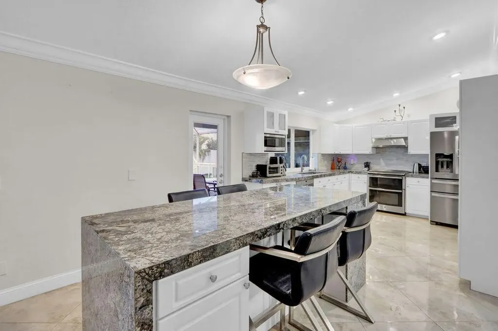 2665 NW 41st Street Boca Raton FL 33434
