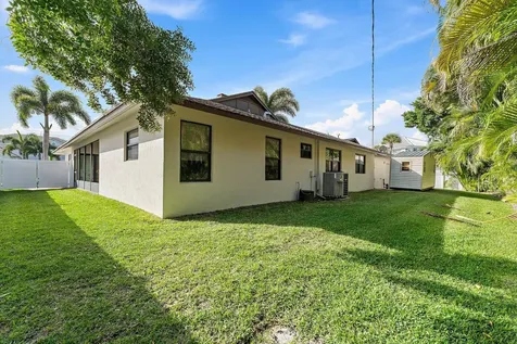 348 River Drive Tequesta FL 33469