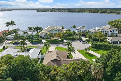 348 River Drive Tequesta FL 33469