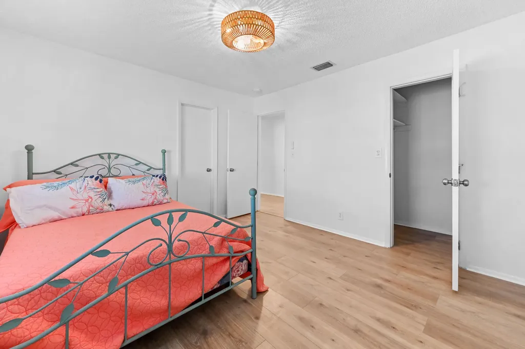 3051 NW 2nd Avenue Pompano Beach FL 33064