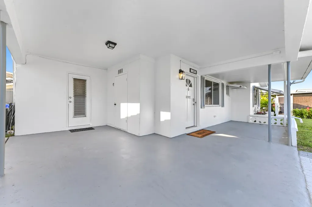 3051 NW 2nd Avenue Pompano Beach FL 33064