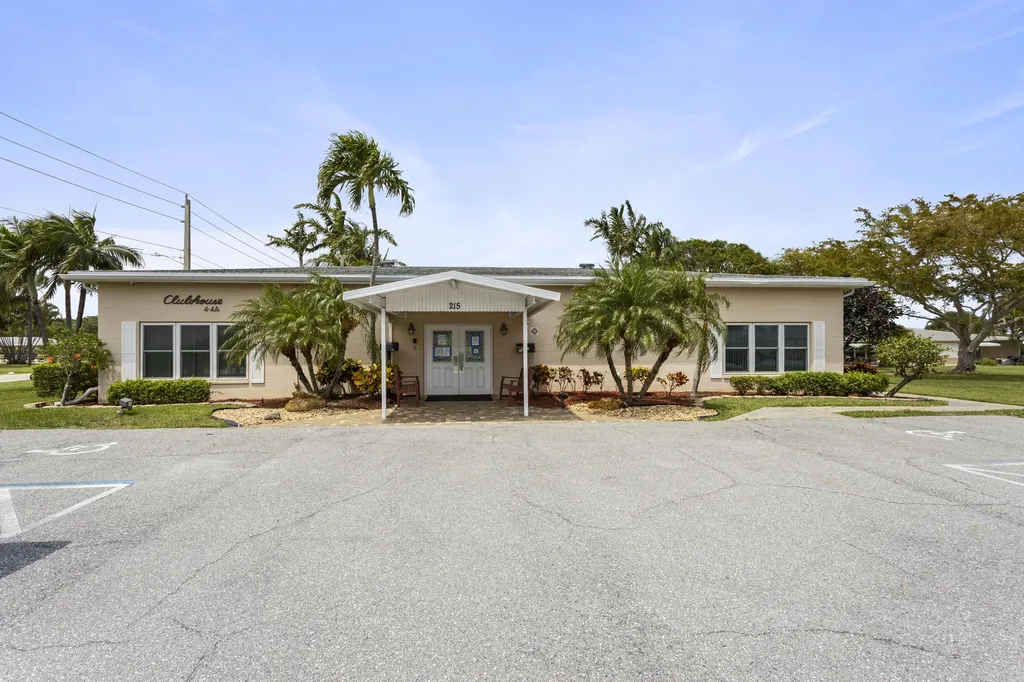 275 High Point Court Boynton Beach FL 33435