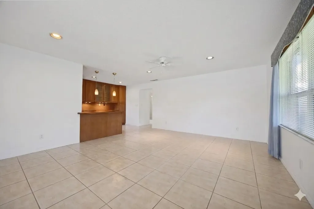 275 High Point Court Boynton Beach FL 33435