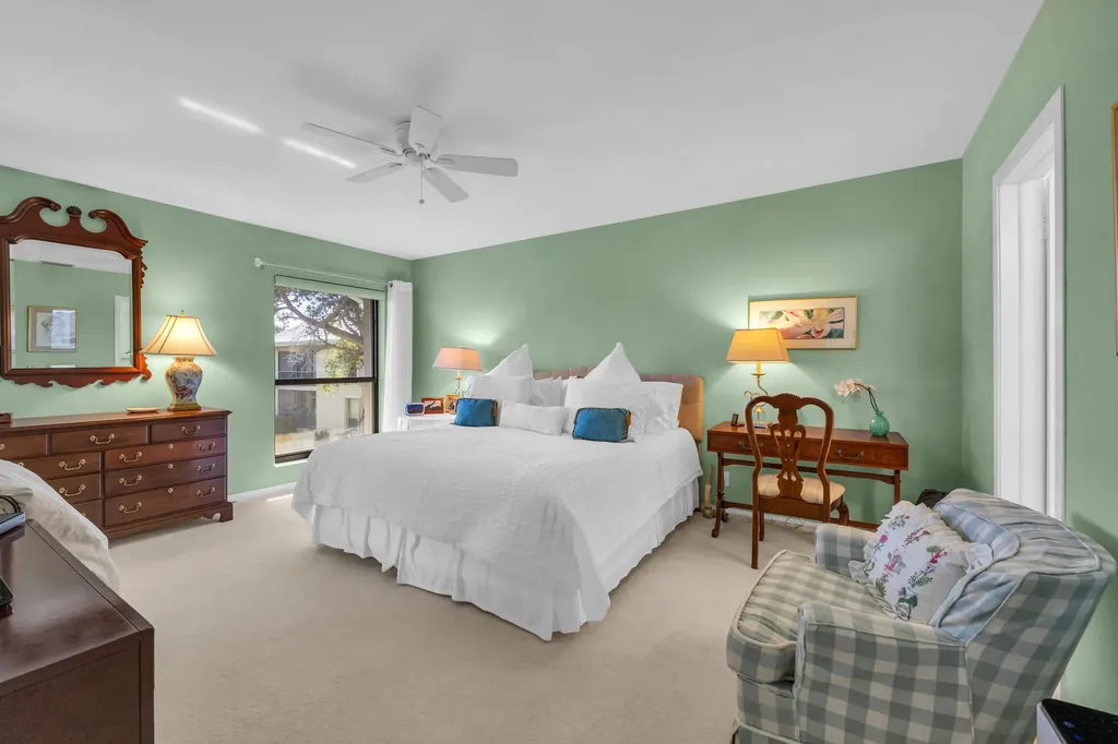 4 SE Turtle Creek Drive Jupiter FL 33469