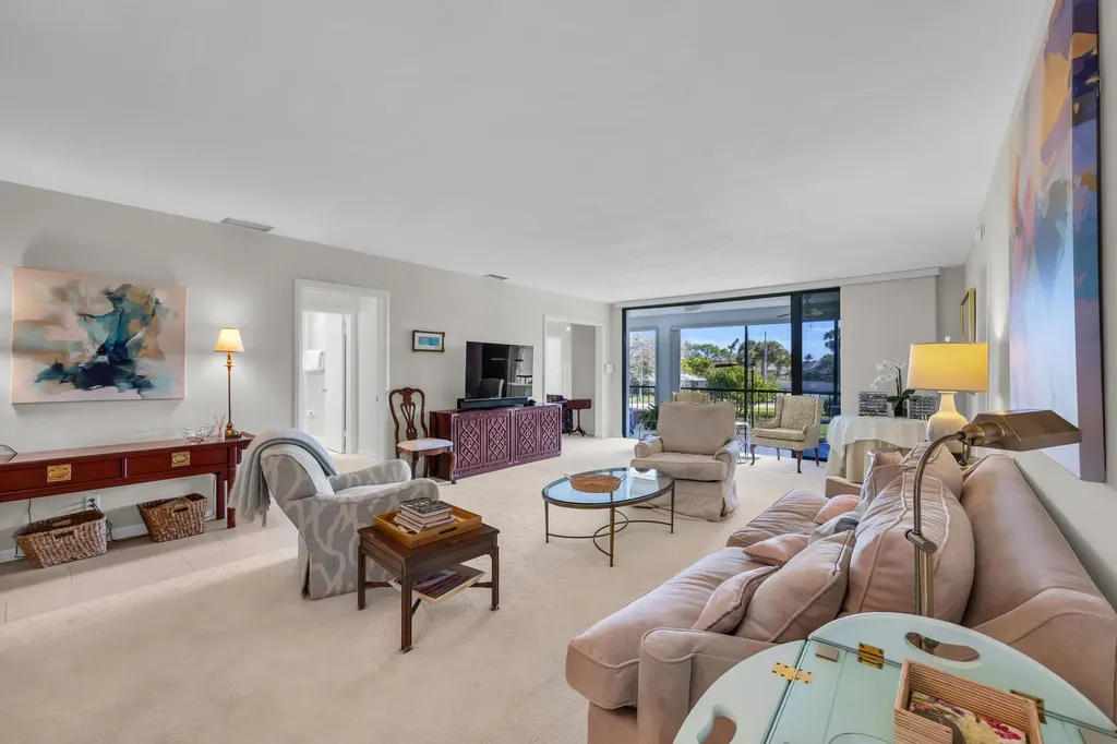 4 SE Turtle Creek Drive Jupiter FL 33469