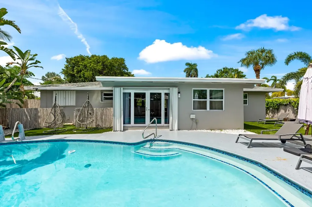 1800 NE 28th Avenue Pompano Beach FL 33062