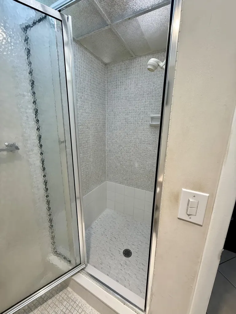 470 Capri J Delray Beach FL 33484
