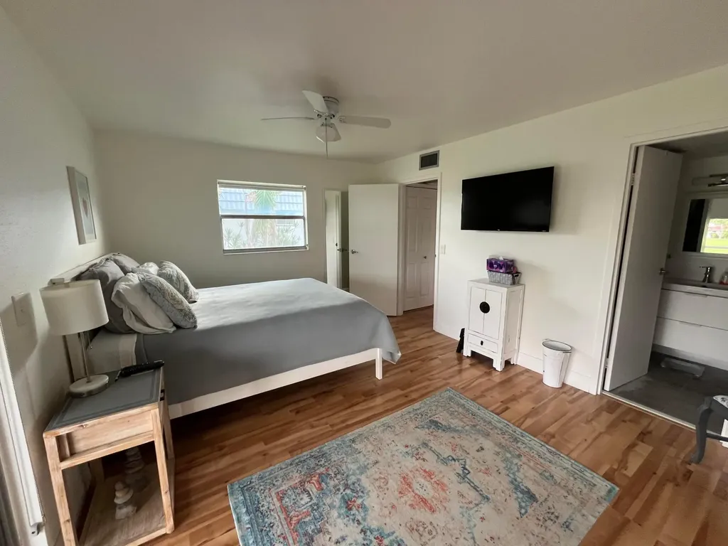 286 Tuscany E Delray Beach FL 33446