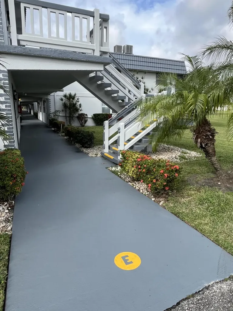 286 Tuscany E Delray Beach FL 33446