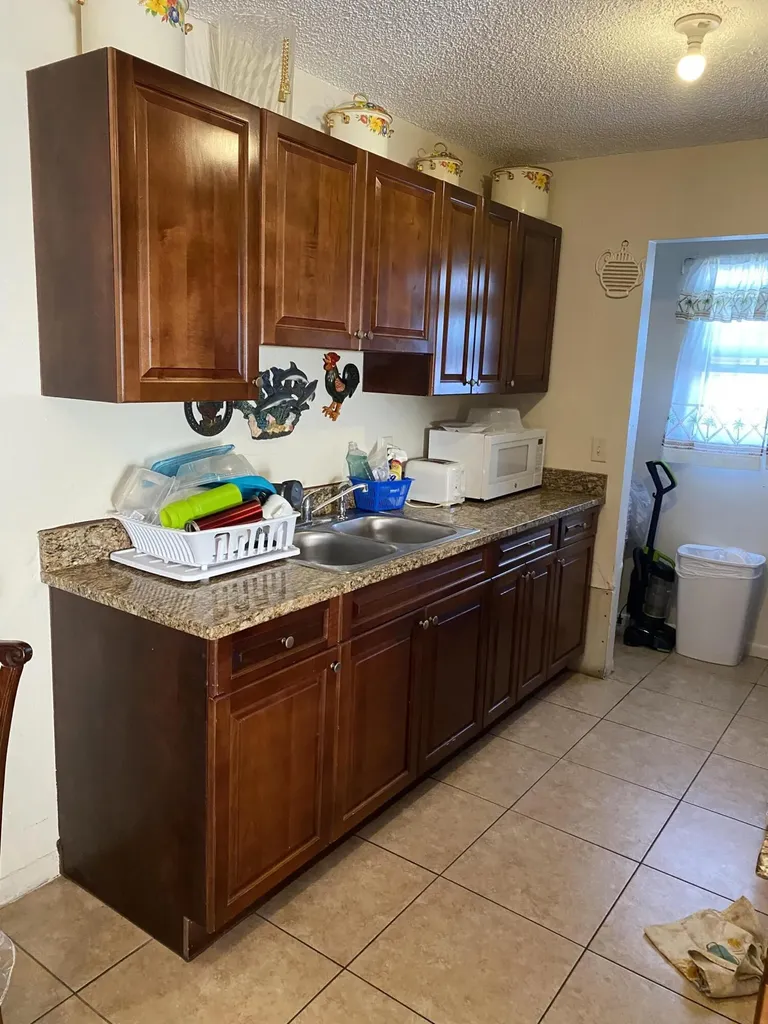 525 S Swinton Avenue Delray Beach FL 33444