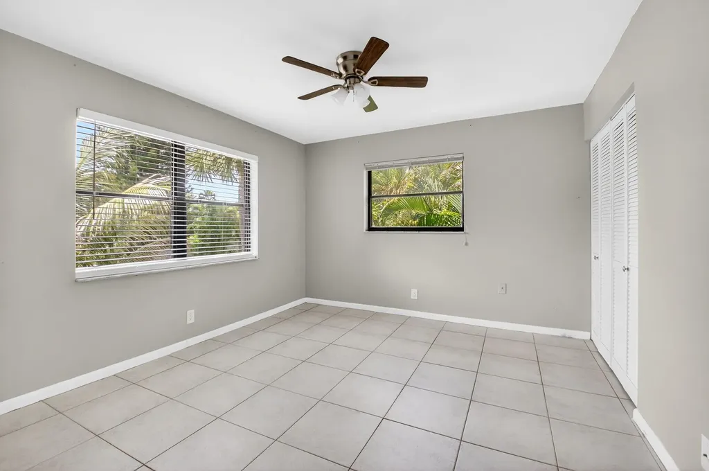 3011 SW 21st Terrace Delray Beach FL 33445
