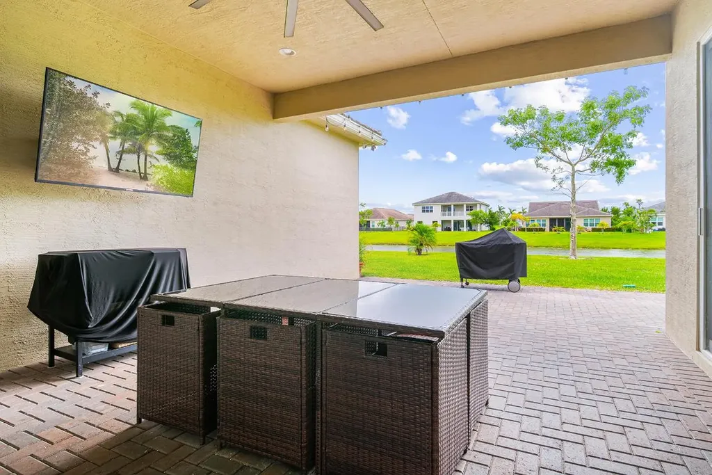15894 Meadowlark Court Westlake FL 33470
