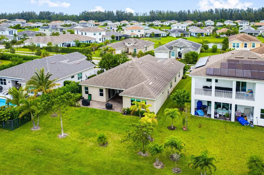 15894 Meadowlark Court Westlake FL 33470