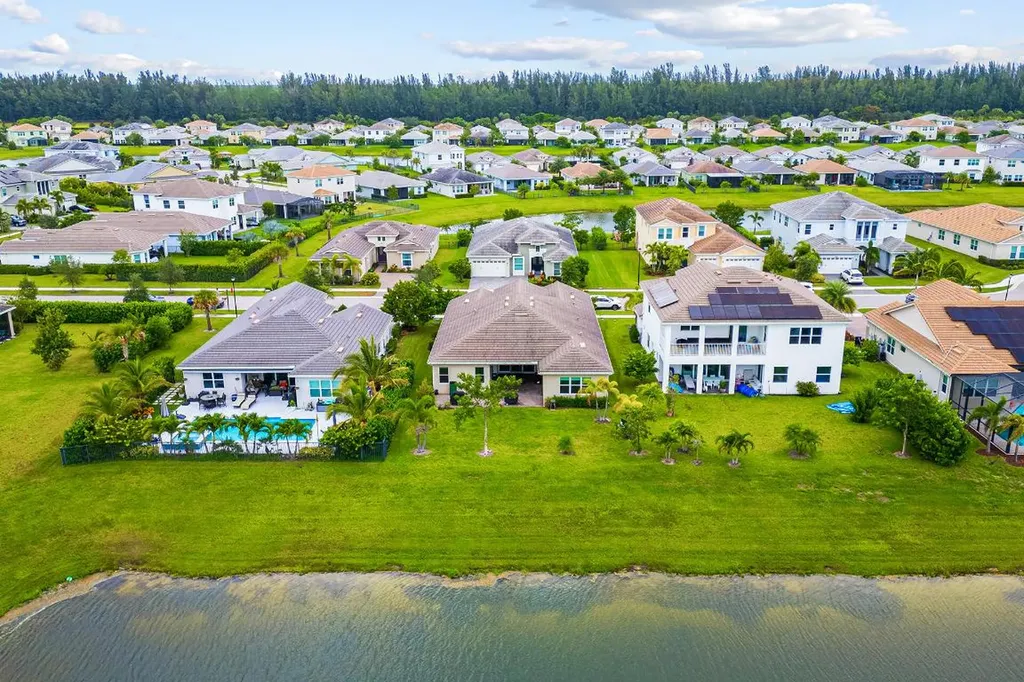 15894 Meadowlark Court Westlake FL 33470