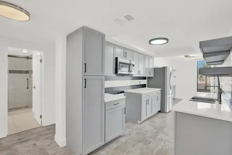 5460 N Ocean Drive Singer Island FL 33404