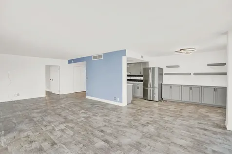 5460 N Ocean Drive Singer Island FL 33404