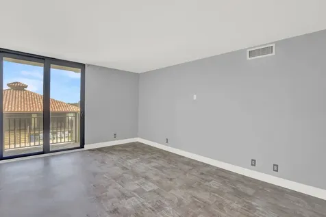 5460 N Ocean Drive Singer Island FL 33404