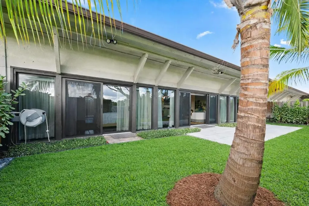 11794 Wimbledon Circle Wellington FL 33414