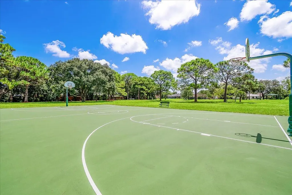 404 Lakewood Court Jupiter FL 33458