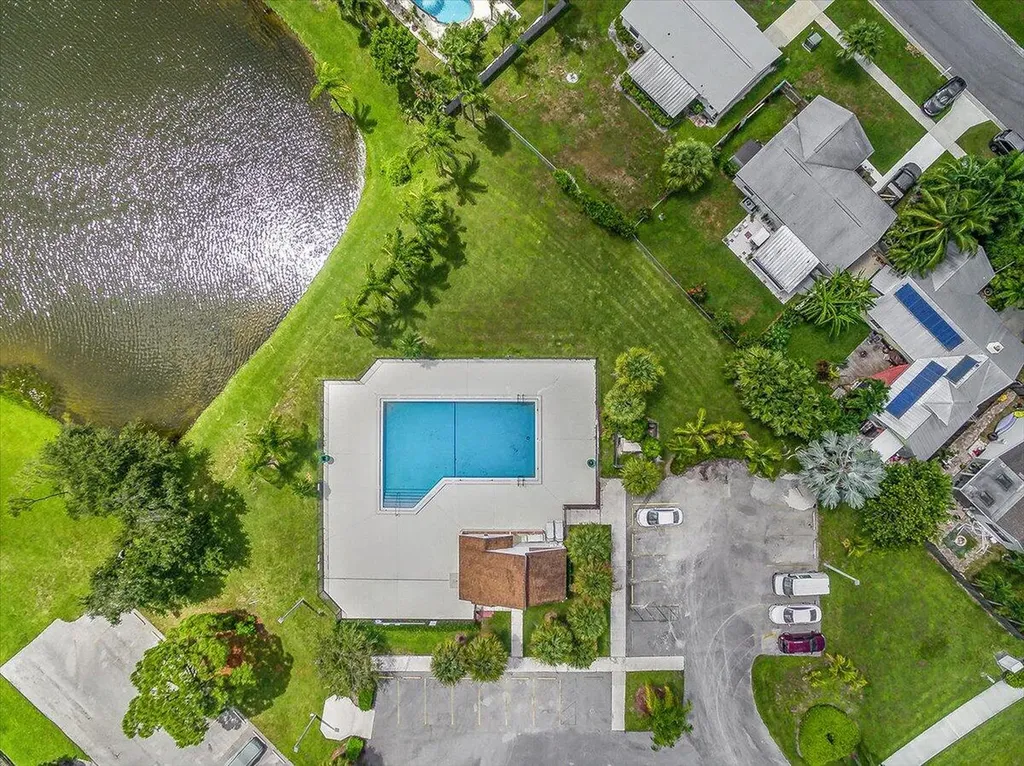 404 Lakewood Court Jupiter FL 33458