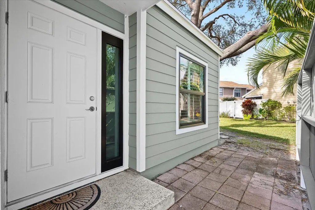 404 Lakewood Court Jupiter FL 33458