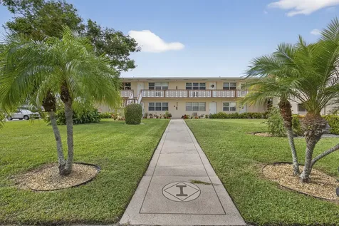 193 Easthampton I West Palm Beach FL 33417