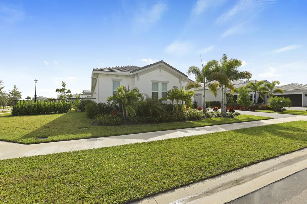 14952 Woodlot Court Westlake FL 33470