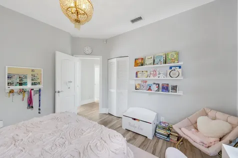 4552 NW 26th Avenue Boca Raton FL 33434