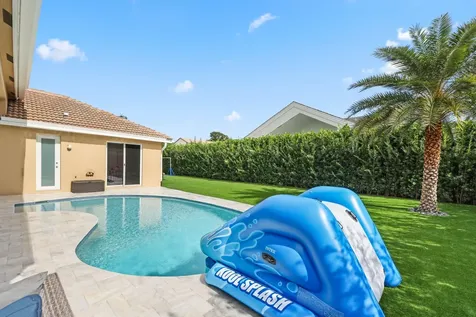 4552 NW 26th Avenue Boca Raton FL 33434