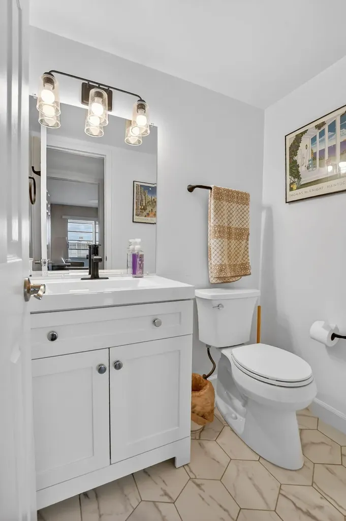 4051 Guildford C Boca Raton FL 33434